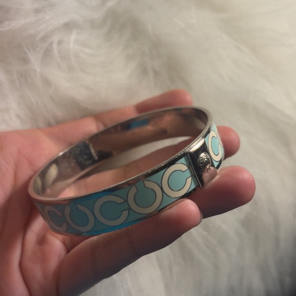 Coach bangle bracelet - Picture 1 of 4